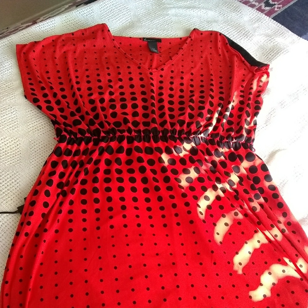 Black and Red polkadot dress Short sleeve